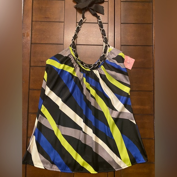 Halter top size medium NWT Fleurish - Picture 2 of 7